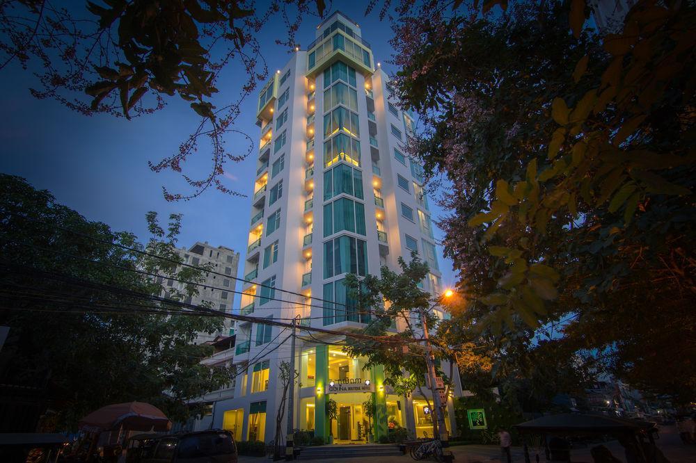 Colina Sky Hotel Phnom Penh Exterior photo