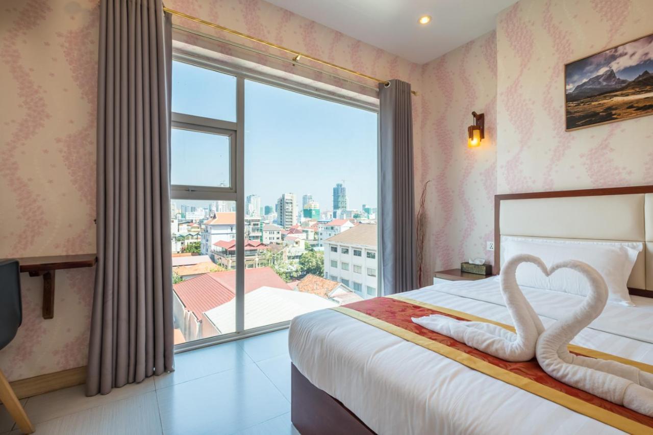 Colina Sky Hotel Phnom Penh Exterior photo